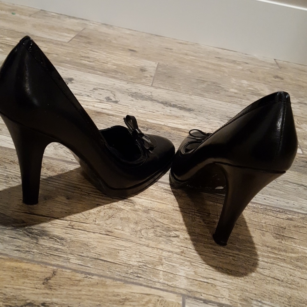 💋 ENZO ANGIOLINI Heels - Picture 4 of 8